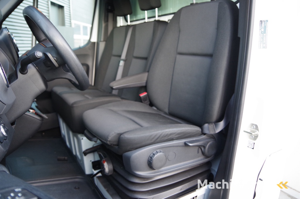 Mercedes-Benz Sprinter 516 2.2 CDI L3 BAKWAGEN, LAADKLEP, DUBBELLUCHT, MBUX 10.25'', NAVI, CRUISE, CLIMA