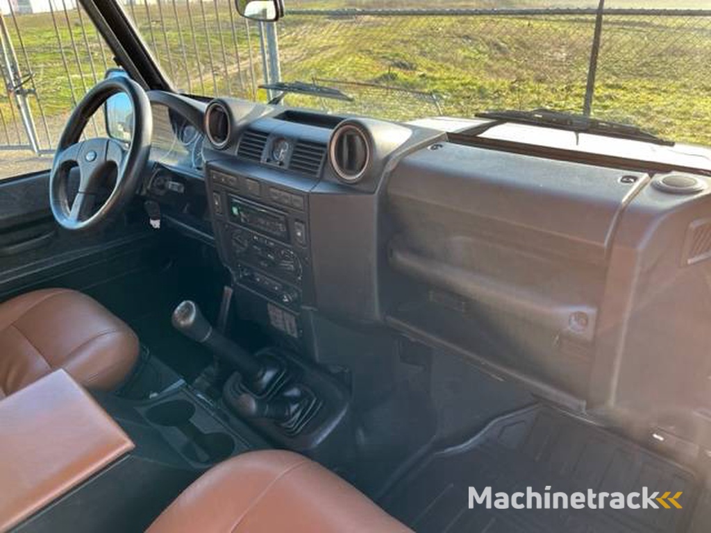 Land Rover Defender 90 iconic soft top year 2013