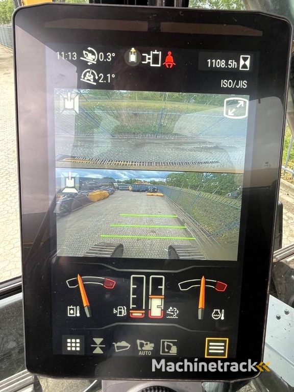 CAT 325 with dozerblade 1085 hours CE EPA made Japan