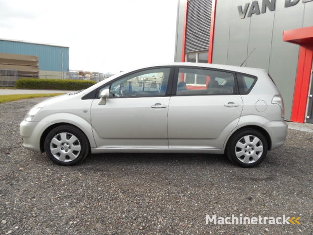 Toyota corolla Verso 2.2 D-4D SOL