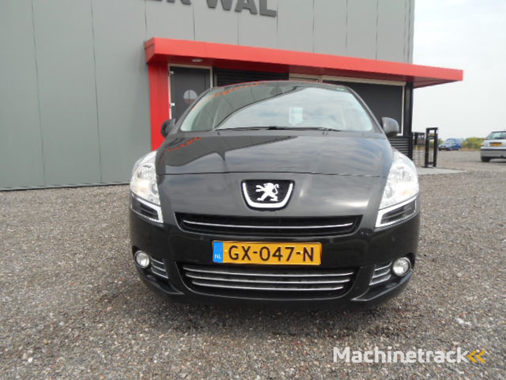 Peugeot 5008 1.6 HDIF BLUE LEASE 5P. NAVIGATIE/CLIMATECONTROL/CRUISECONTROL