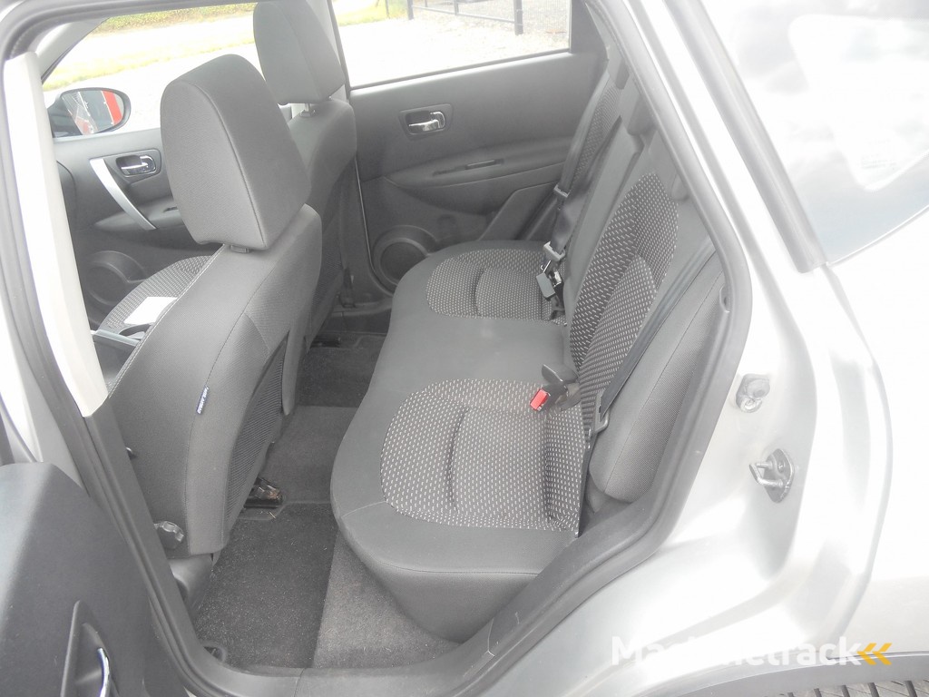 Nissan Qashqai 1.6 ACENTA CLIMATECONTROL/CRUISECONTROL/PANODAK