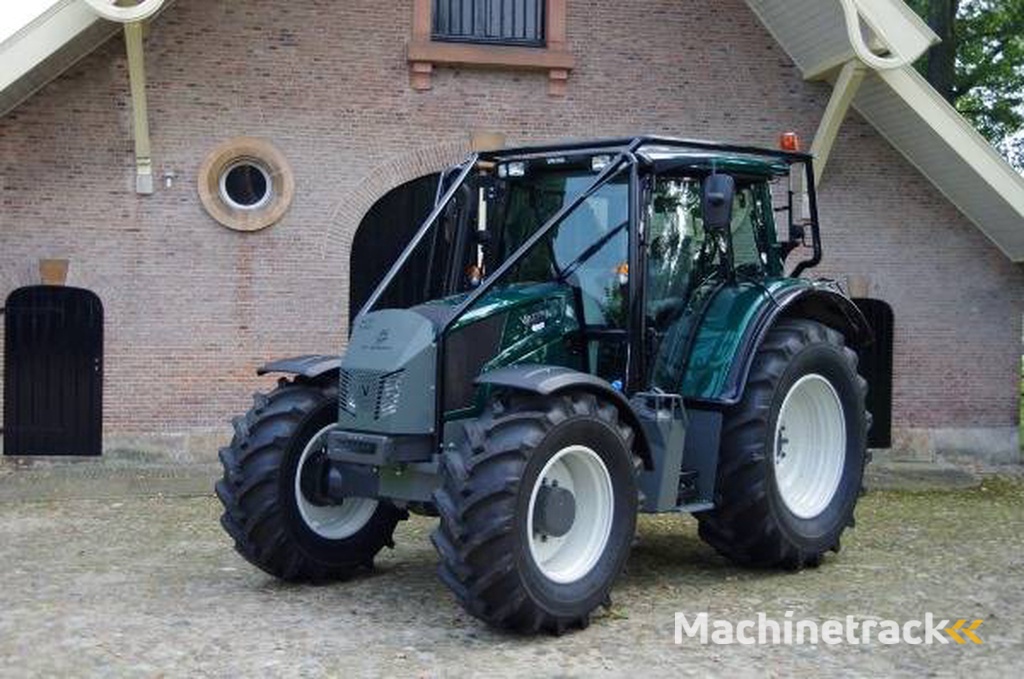 Valtra N-SERIE FORST SCHUTZ / FOREST PROTECTION