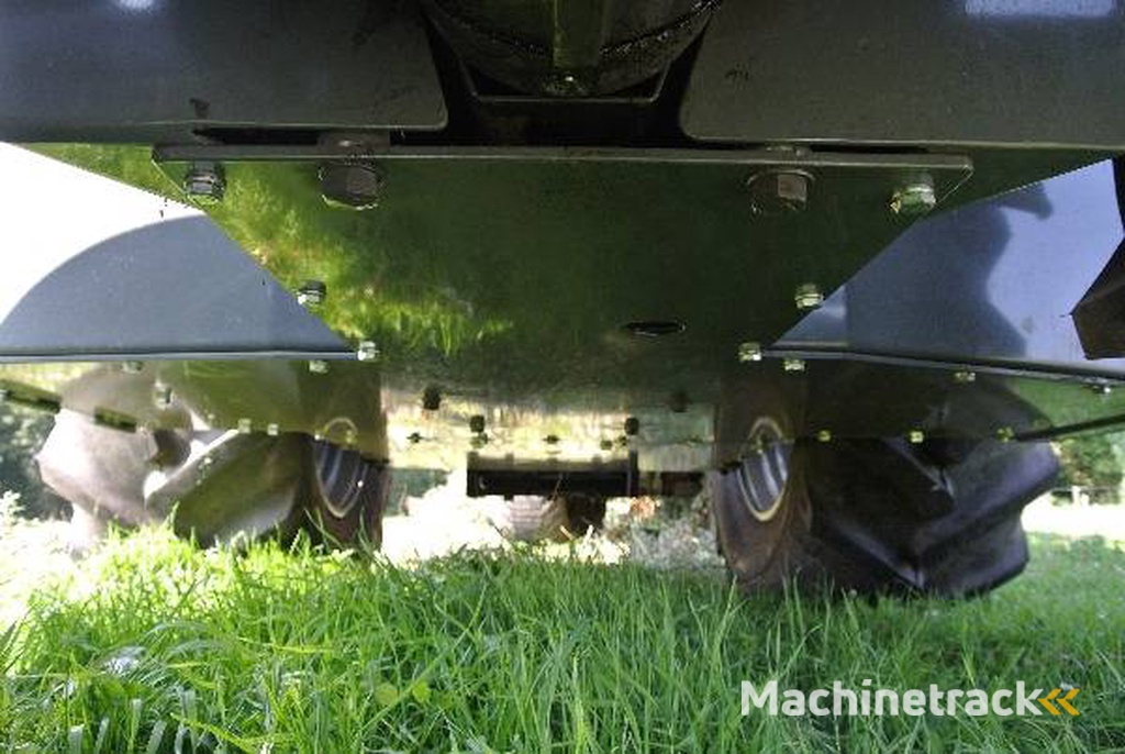 Valtra N-SERIE FORST SCHUTZ / FOREST PROTECTION