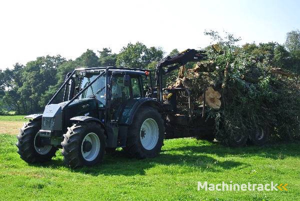 Valtra N-SERIE FORST SCHUTZ / FOREST PROTECTION