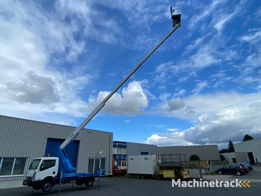 SOCAGE T420, Auto Hoogwerker, Nissan, 20 m.