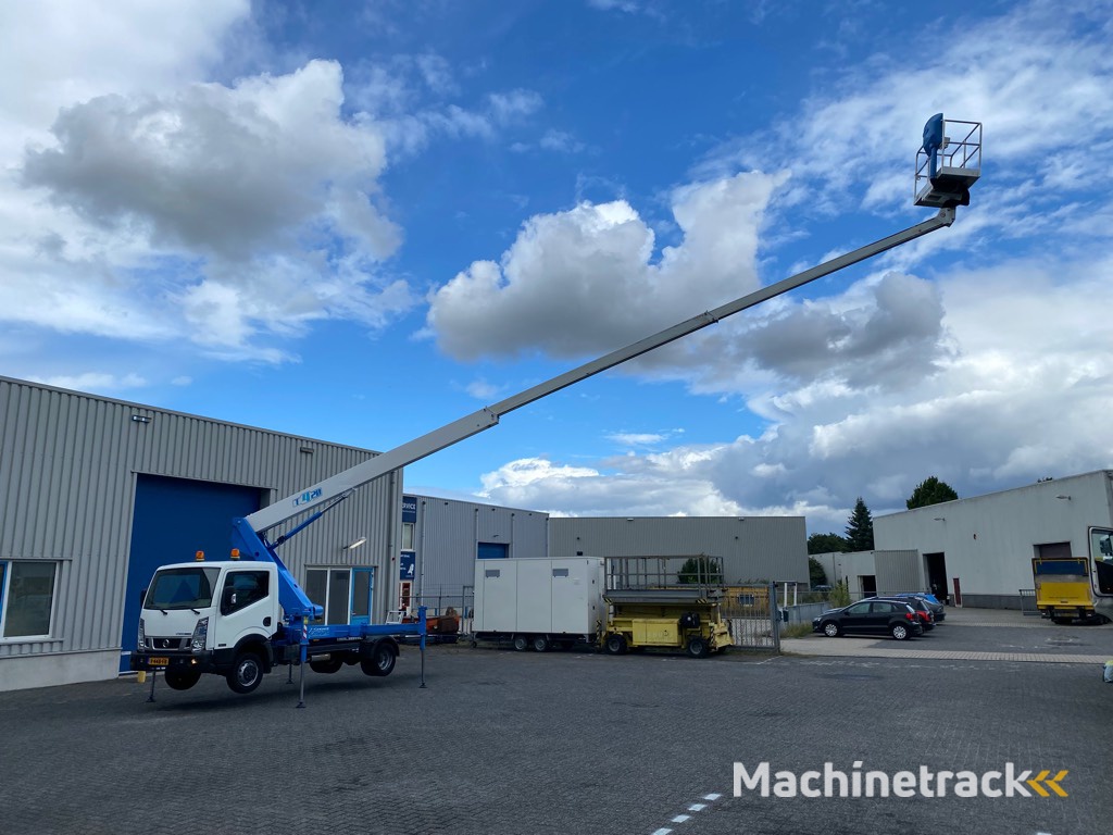 SOCAGE T420, Auto Hoogwerker, Nissan, 20 m.