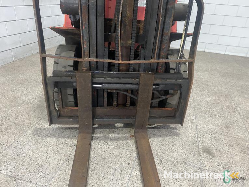 Heftrucks Diesel Nissan FJ02A25