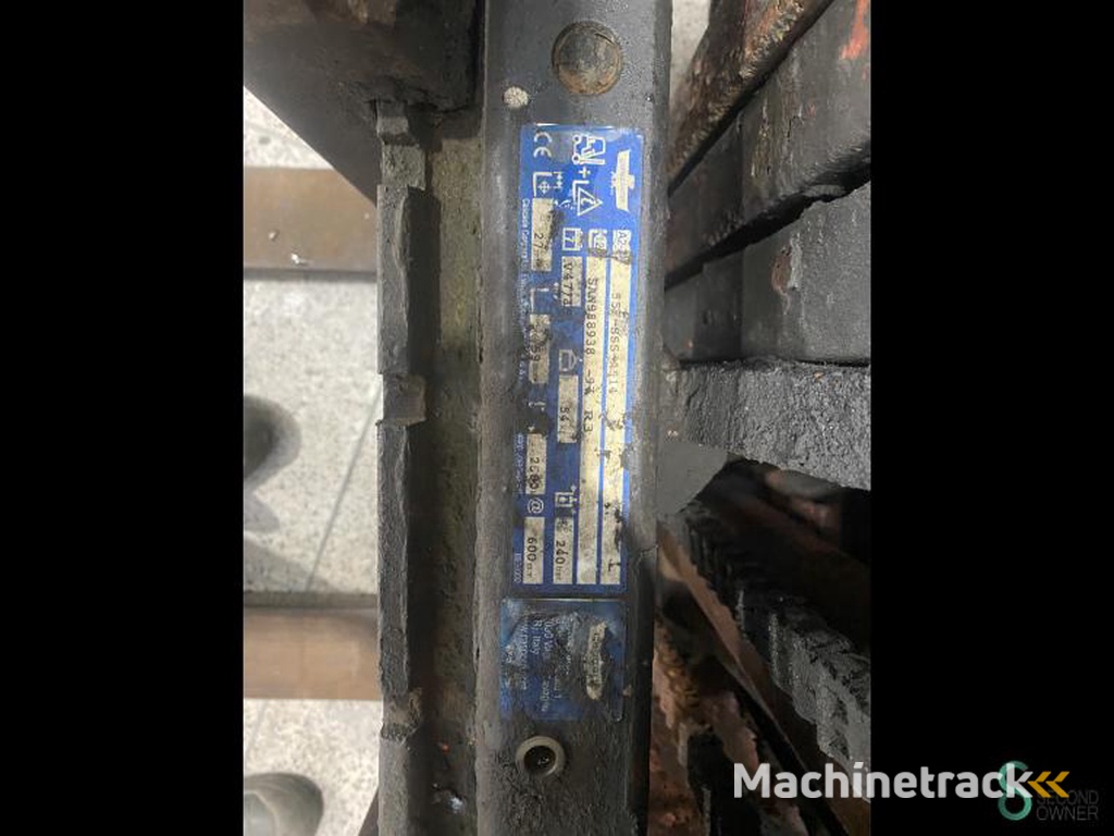 Heftrucks Diesel Nissan FJ02A25