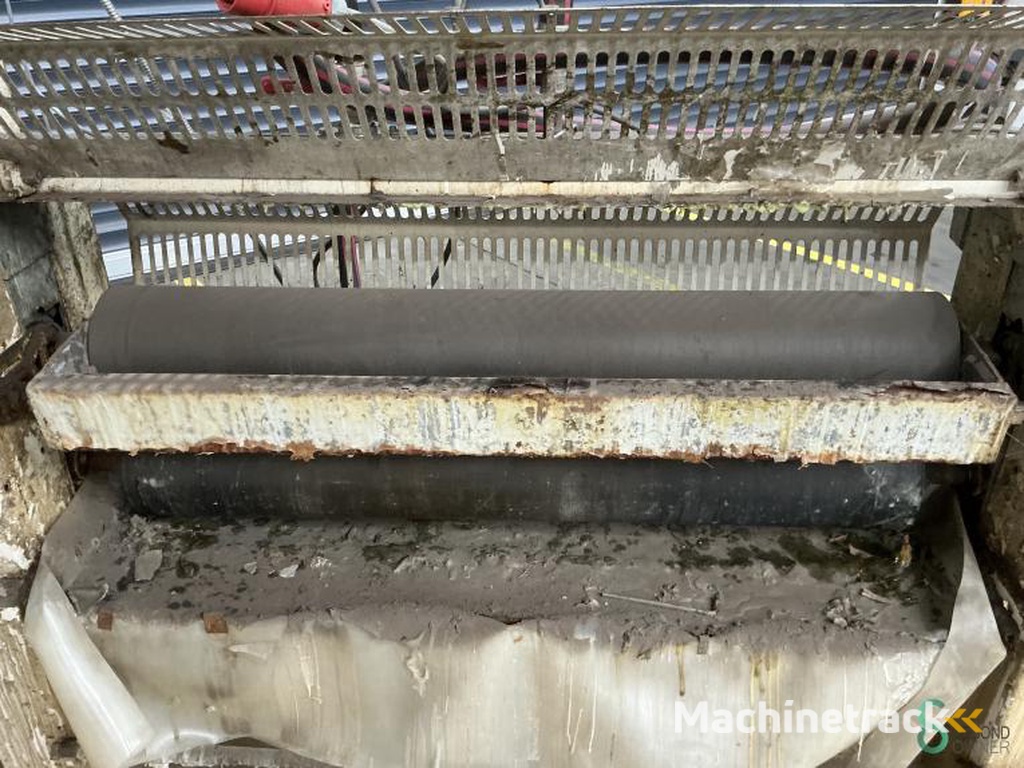 Glue spreaders Unknown