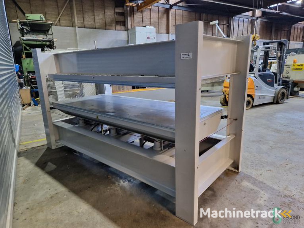 Veneer presses Steton  P 70 E 2015