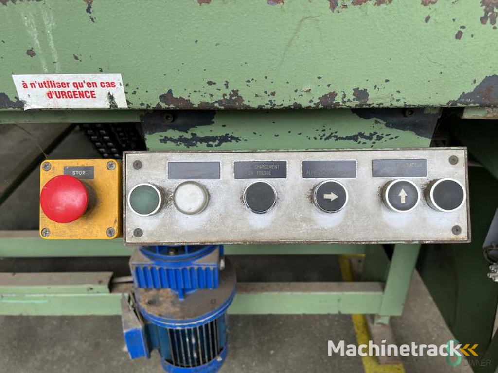 Fineerpersen Italpresse GB/13 1991