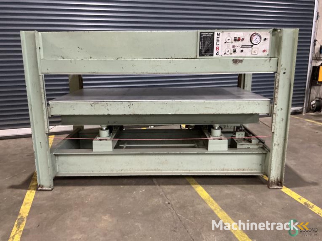 Fineerpersen Italpresse MEC B 4 1984