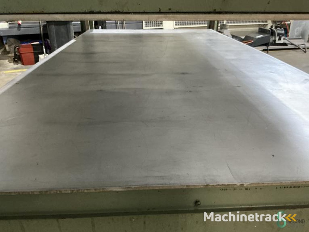 Fineerpersen Italpresse MEC B 4 1984