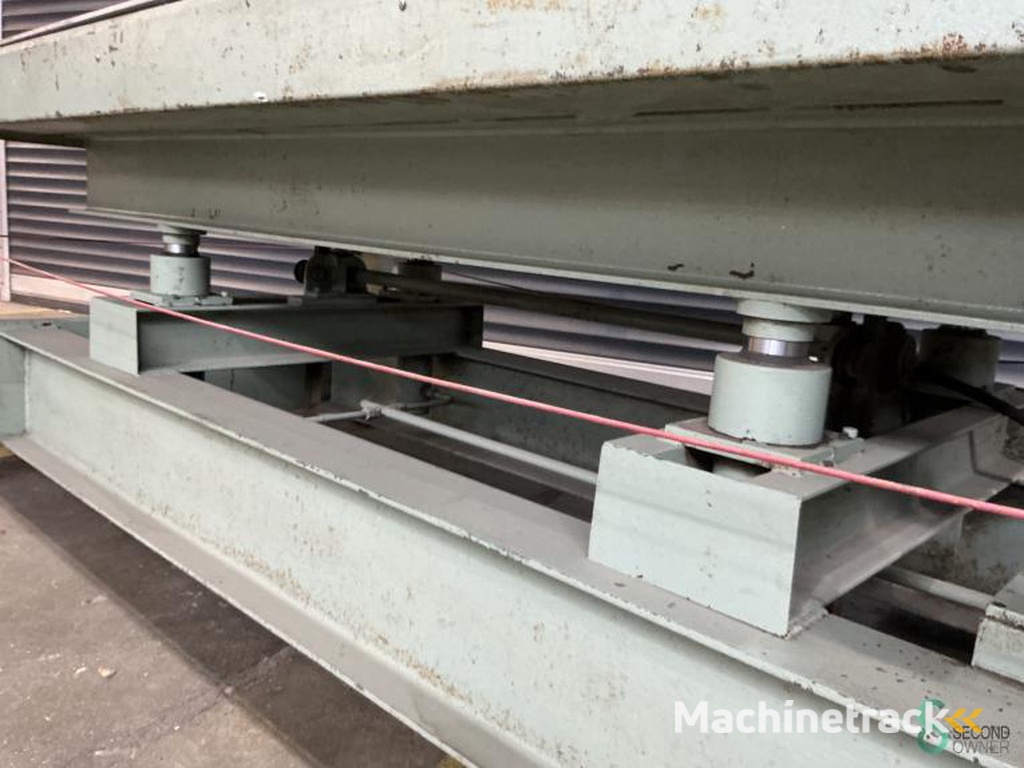 Fineerpersen Italpresse MEC B 4 1984