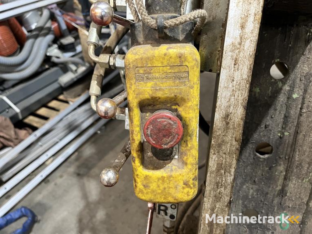 Opsluitbanken Trabo WSB33 2001