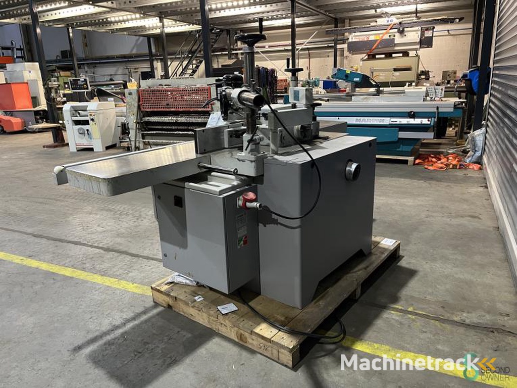 Tafelfrezen/spindelfrezen Casadei F 222L 2006