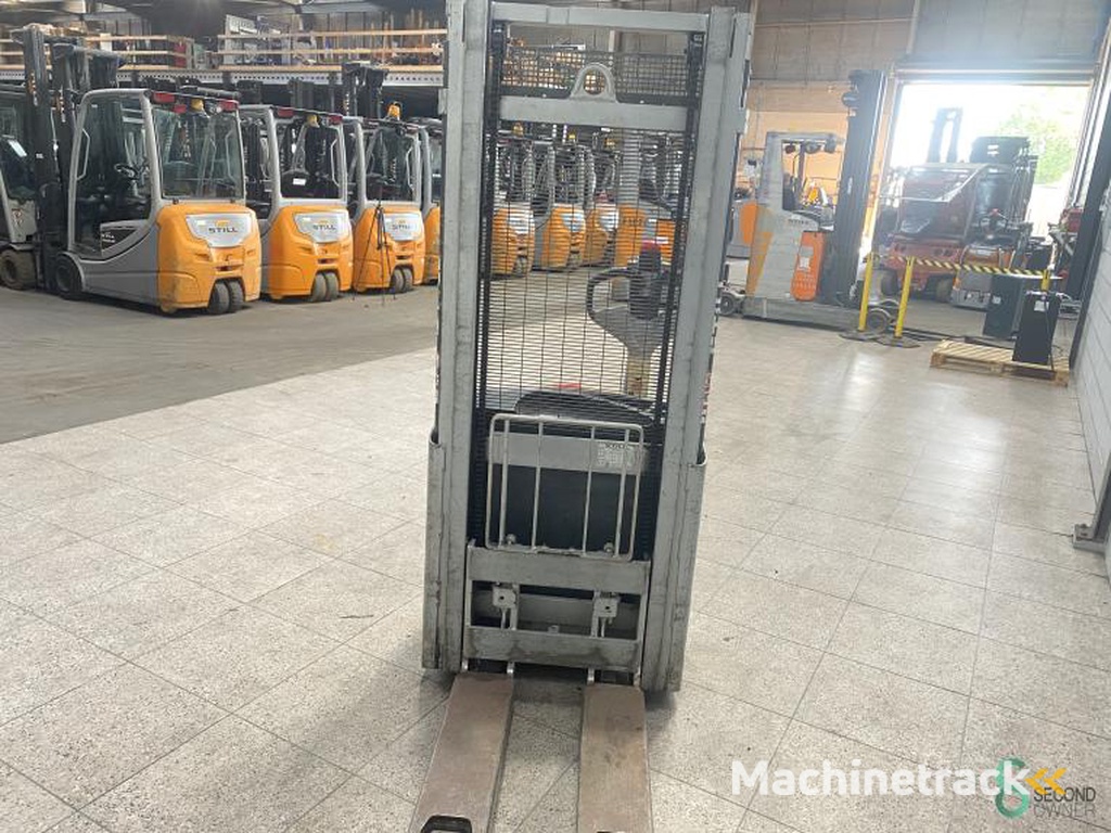 Stapelaars Elektrisch Still EXV10 2016