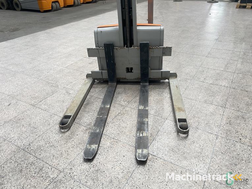 Stapelaars Elektrisch Jungheinrich EBC 10G-117-156E 2000