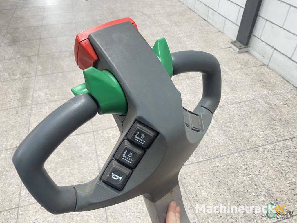 Stapelaars Elektrisch Jungheinrich EBC 10G-117-156E 2000