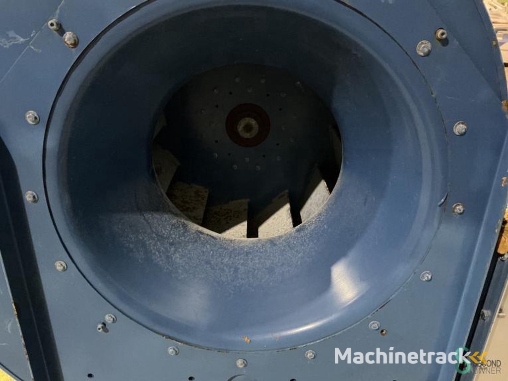 Fans CBI CHB 27 2009