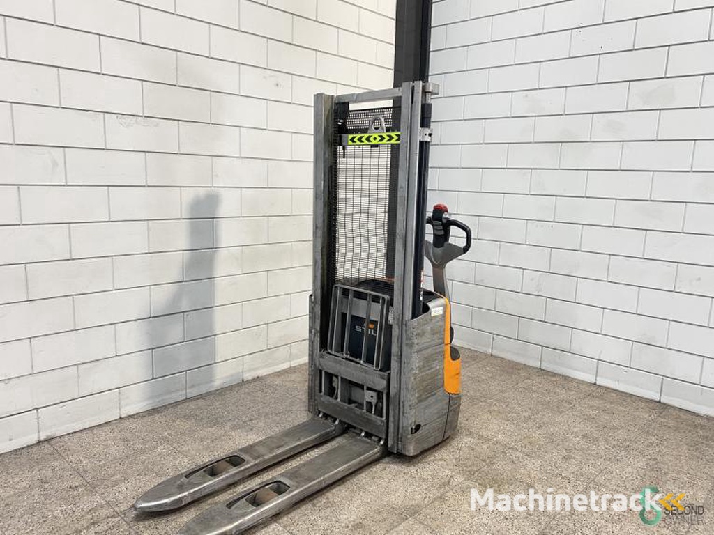 Stapelaars Elektrisch Still EXV12 2019