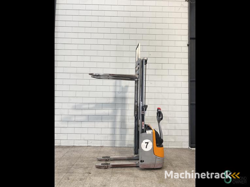 Stapelaars Elektrisch Still EXV10 2019