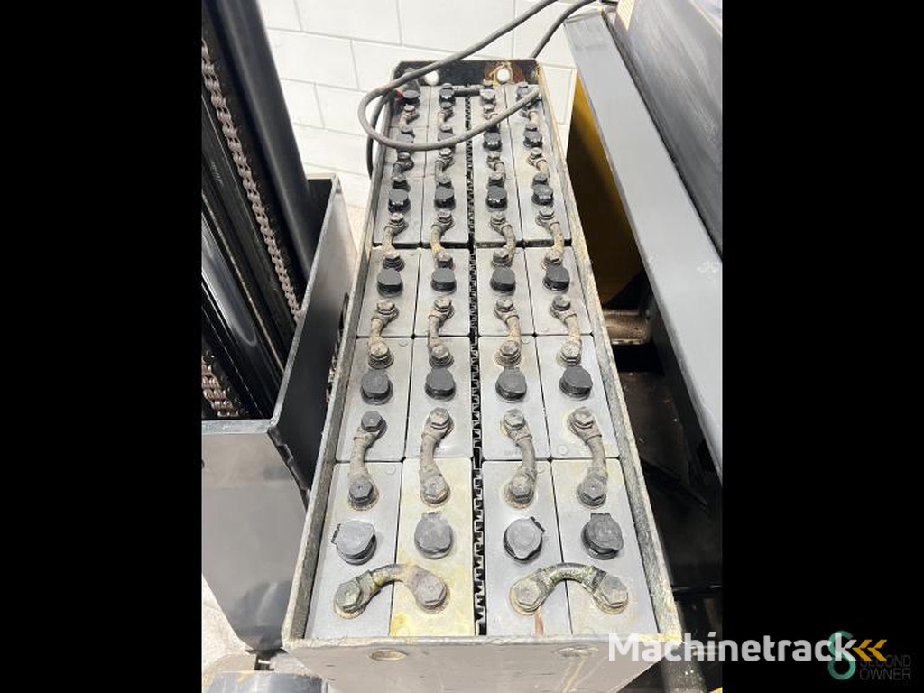 Reachtrucks Elektrisch OM Thesi B2 K23 2004