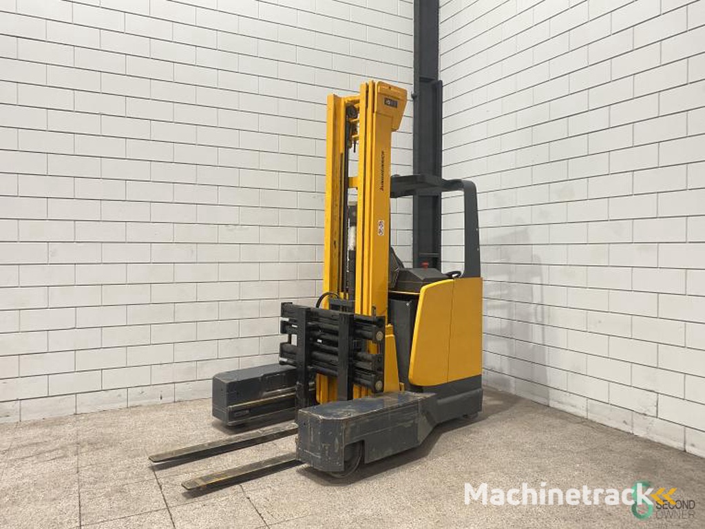 Reachtrucks Elektrisch Jungheinrich ETV Q25 2001