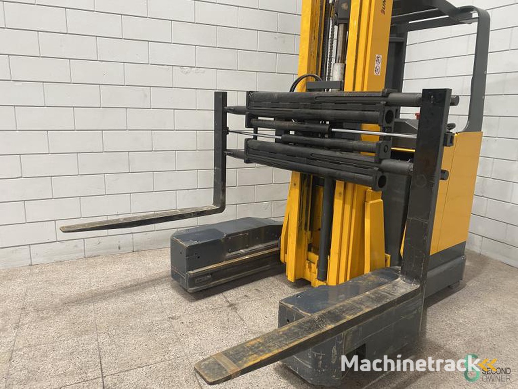 Reachtrucks Elektrisch Jungheinrich ETV Q25 2001