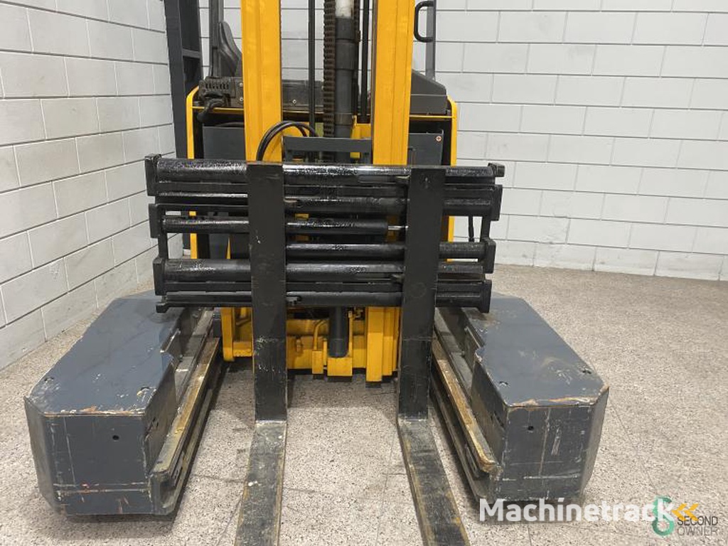 Reachtrucks Elektrisch Jungheinrich ETV Q25 2001