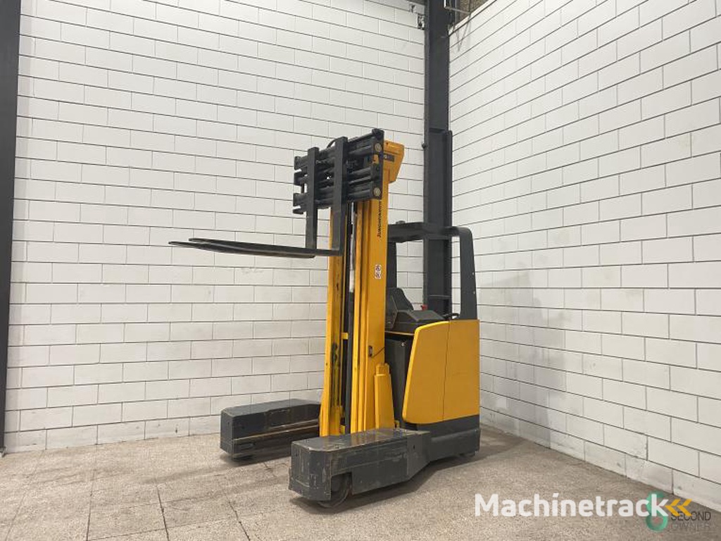 Reachtrucks Elektrisch Jungheinrich ETV Q25 2001