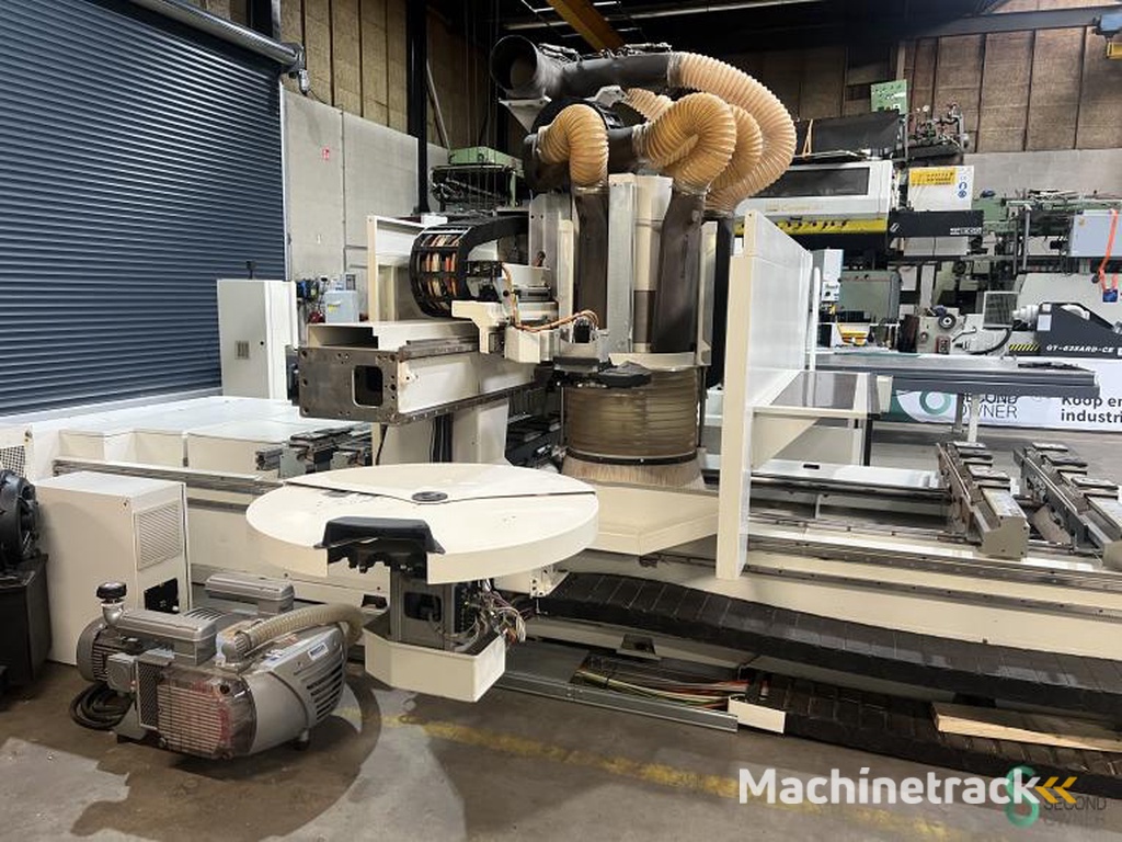 CNC Horizontal Machine centers SCM Morbidelli M600 2012