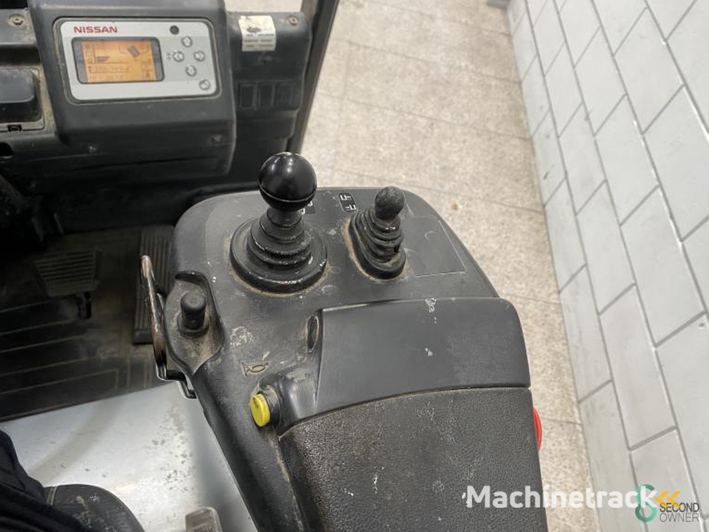 Heftrucks Elektrisch Nissan 1 N 1 L 15 Q 2006