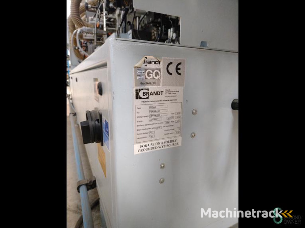 Kantenlijmers Brandt KDF 440 2010