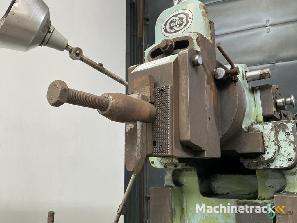 Schaaf- en steekmachines Stanko 7M36