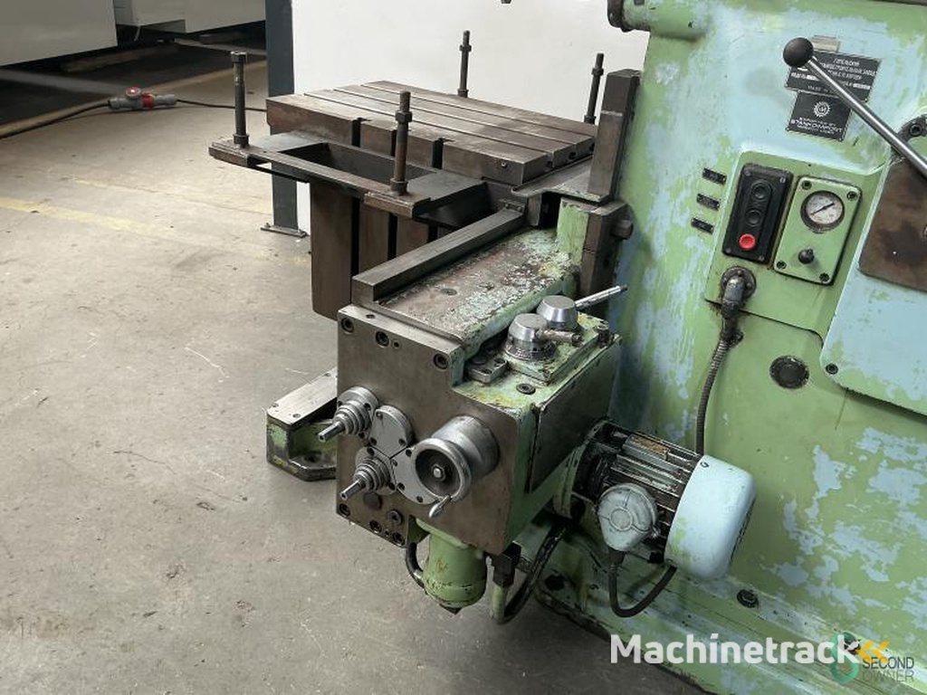 Schaaf- en steekmachines Stanko 7M36