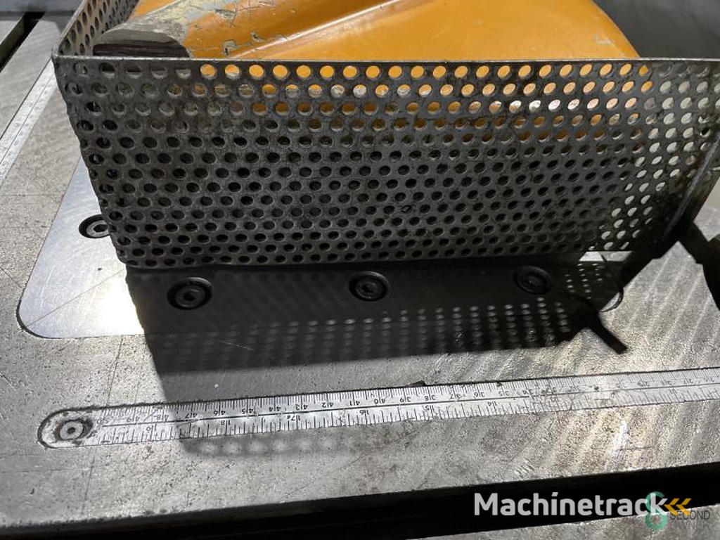 Ausklinkmaschinen Comaca 200x3mm