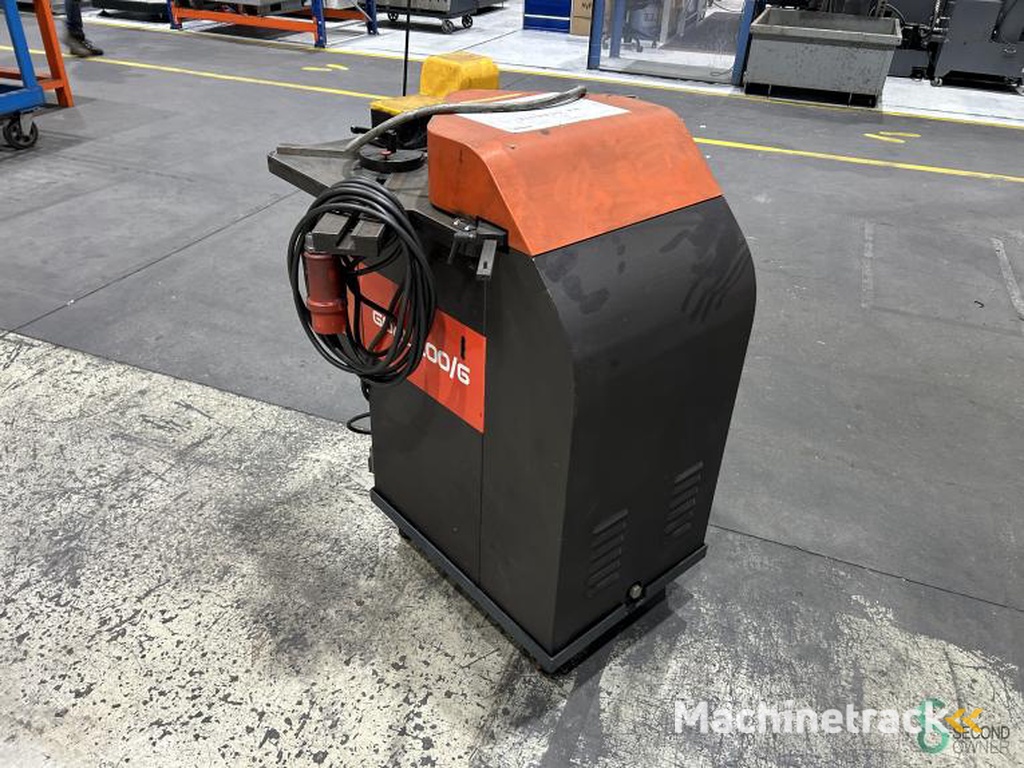 Ausklinkmaschinen FIM VERSA 206