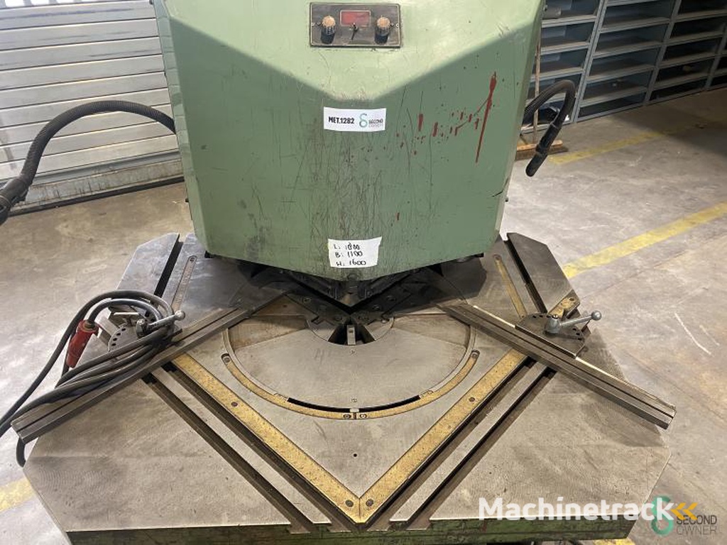 Ausklinkmaschinen FIM VERSA 204 1993