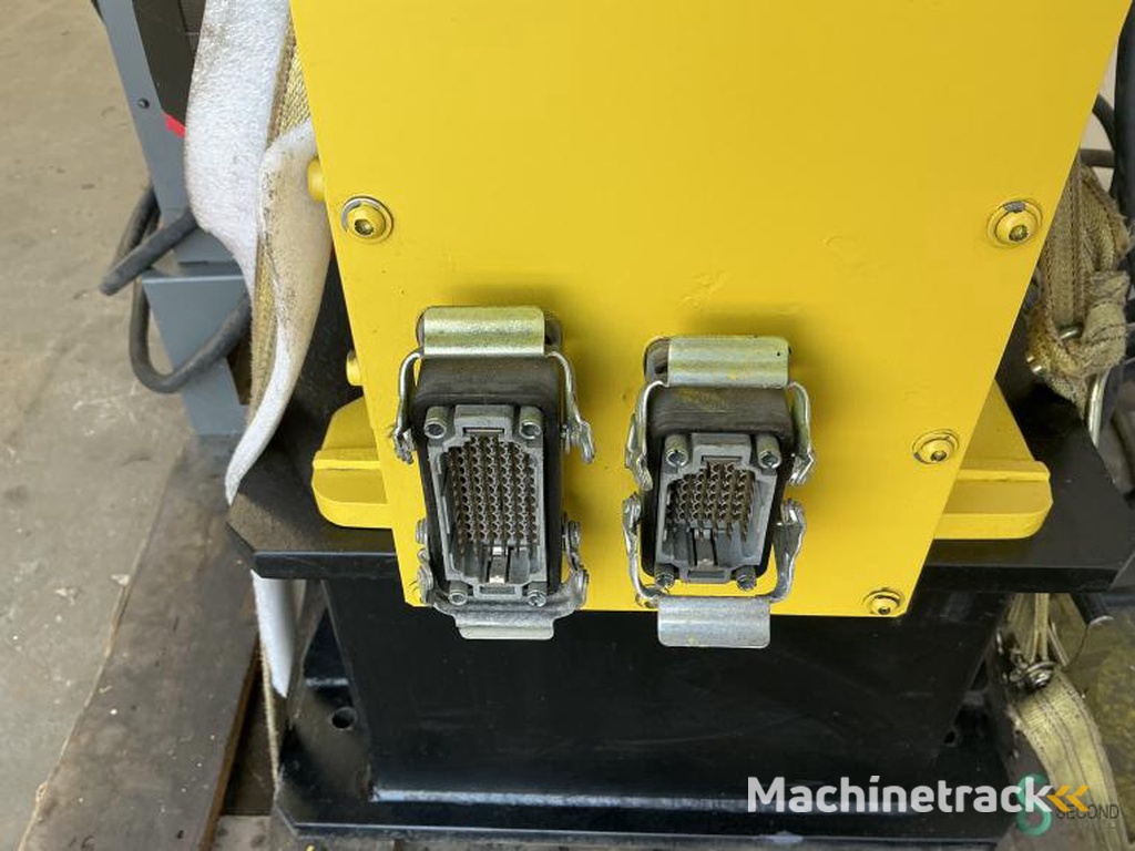 Roboter Fanuc M-6i 1999