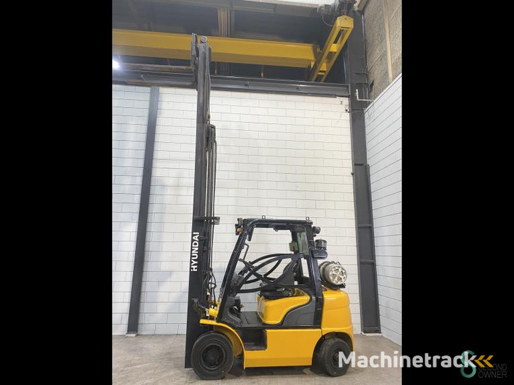 Heftrucks LPG Hyundai 25L-7A 2012