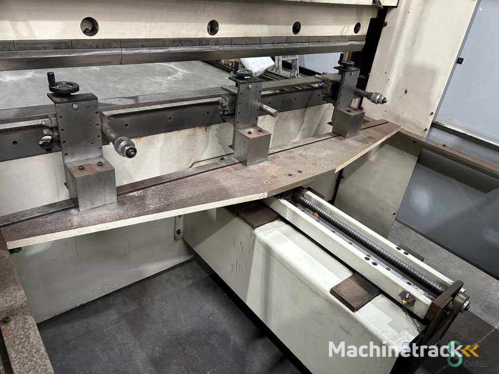 Abkantpressen Safan SMK40-2100