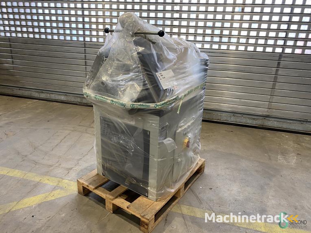 Profilbiegemaschinen Sahinler PK35