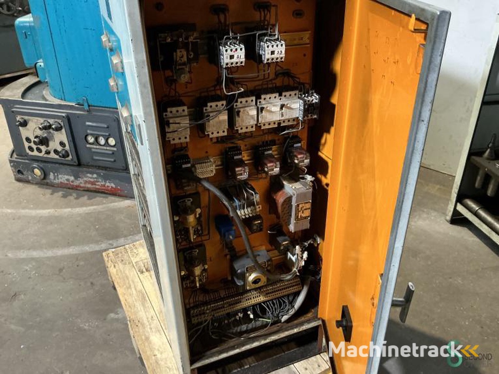 Verzahnungsmaschinen VDF 26 HS 1959