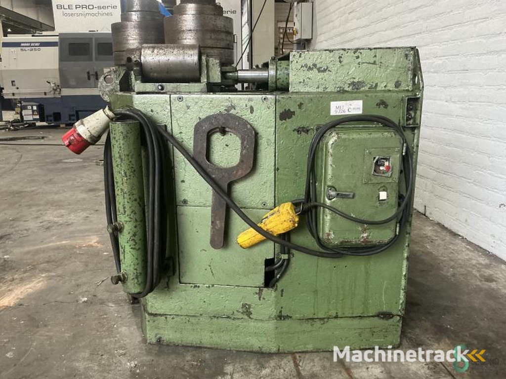 Profilbiegemaschinen Roundo R-3