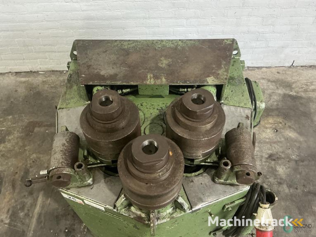 Profilbiegemaschinen Roundo R-3