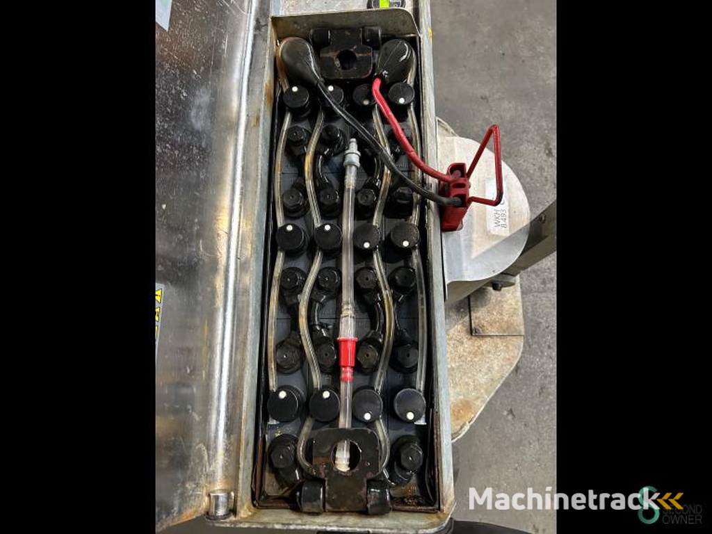 Stackers Electric Mitsubishi