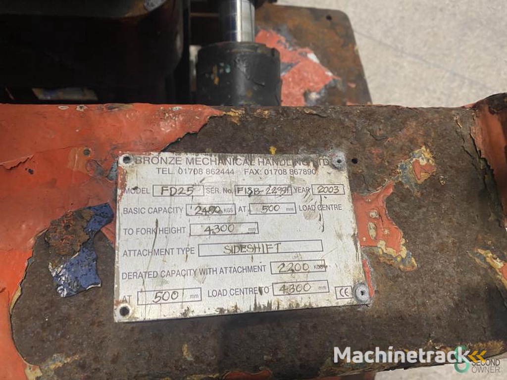 Heftrucks Diesel Nissan FD25 2003