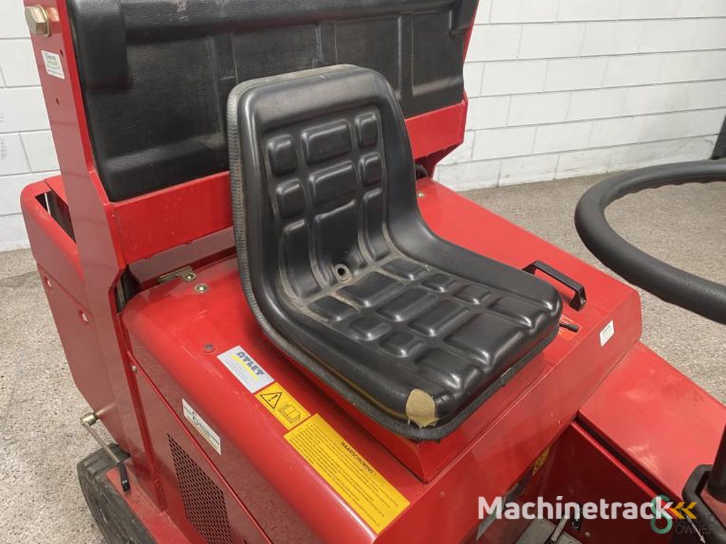 Cleaning Machines Electric RCM R703 2004